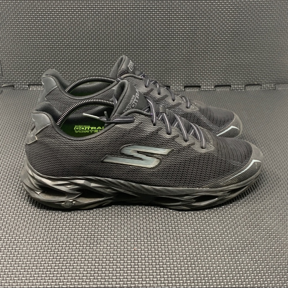 Skechers Go Train Mens Running Shoes Trainers